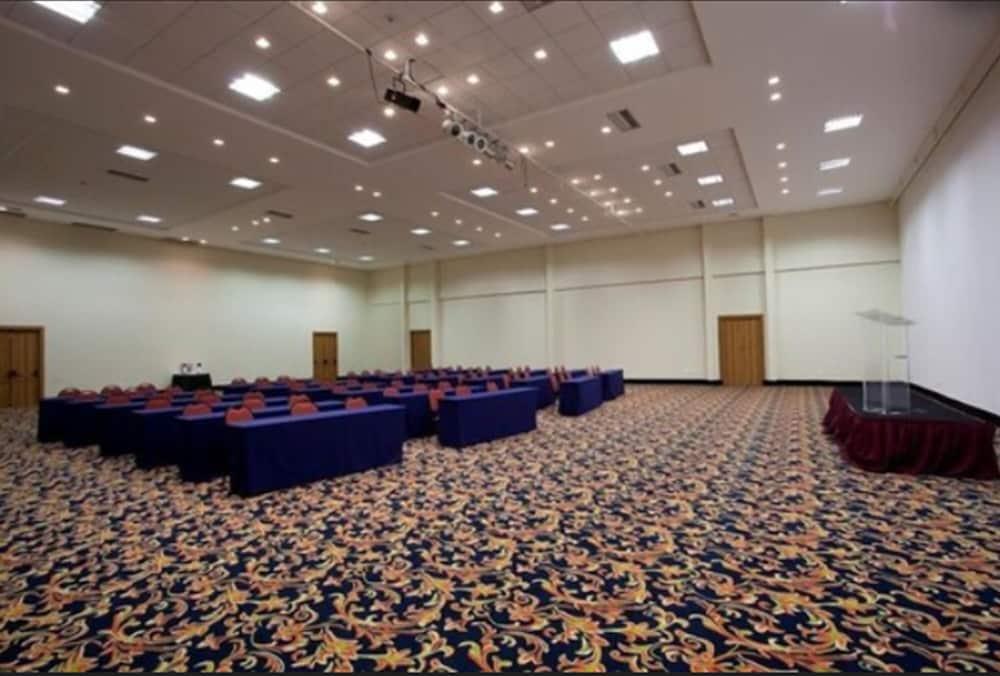Taua Hotel Atibaia Zewnętrze zdjęcie